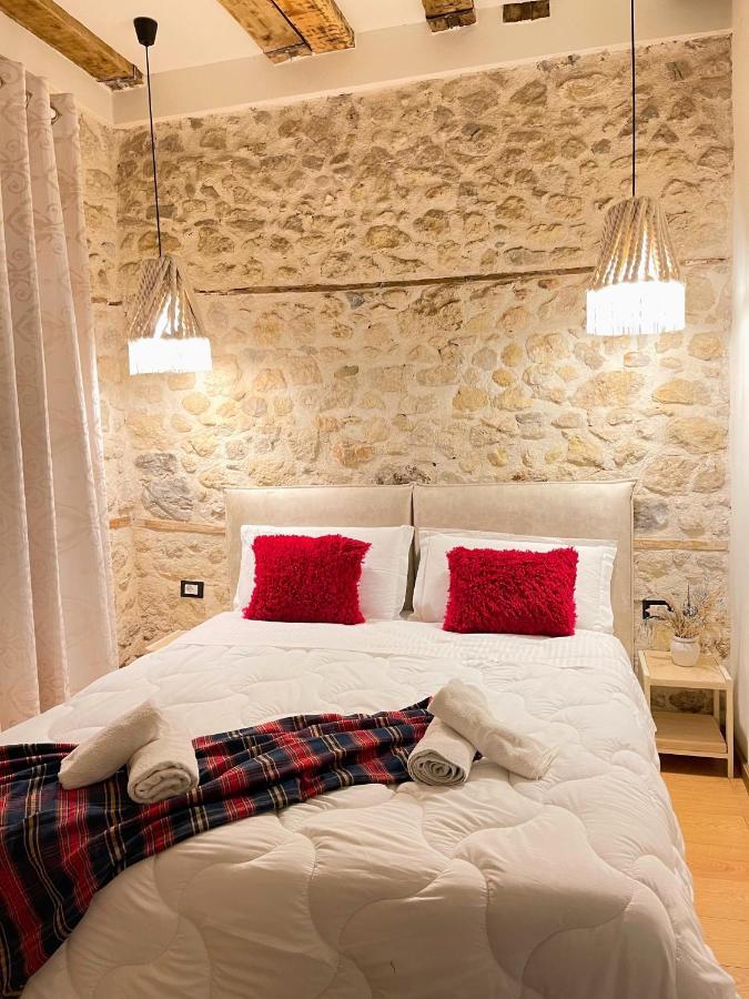 Bohemian Boutique Suites Влёра Экстерьер фото