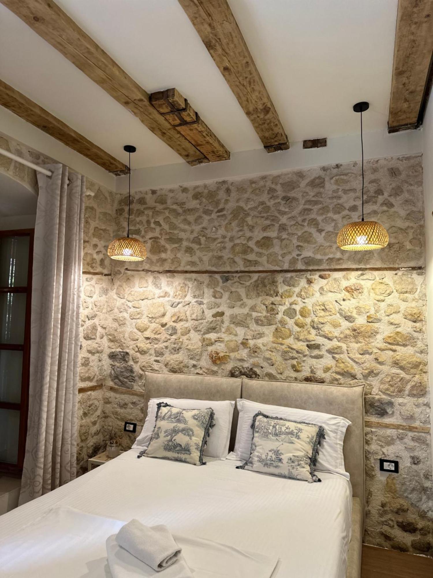 Bohemian Boutique Suites Влёра Экстерьер фото